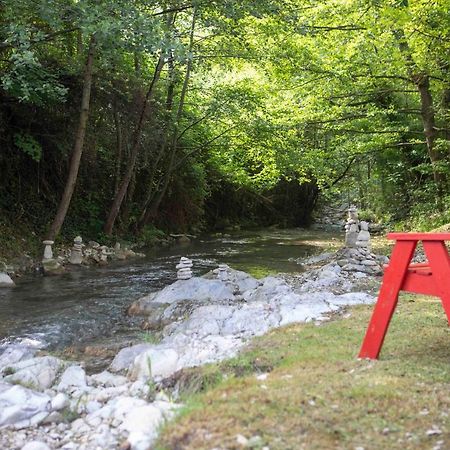 Auberge De Trente Pas Saint-Ferréol-Trente Zewnętrze zdjęcie